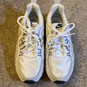 Nike trainers size 7